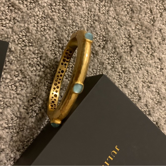 Julie Vos Catalina Hinge Cuff - Picture 3 of 11